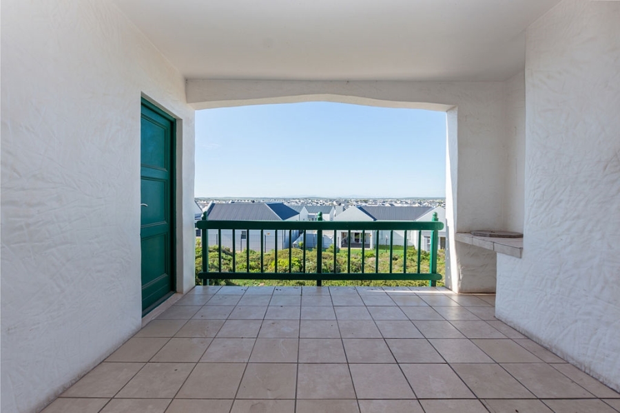5 Bedroom Property for Sale in Mykonos Western Cape